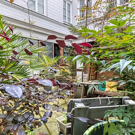 Friends Апартаменты *